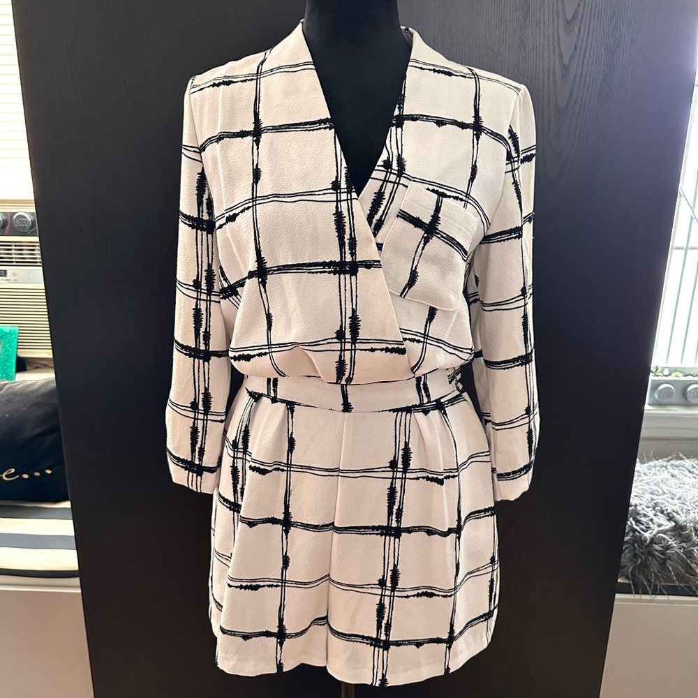 XOXO Luxe Finesse woman’s romper